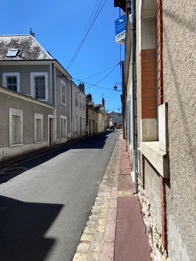 La Porte Aux Dames Romorantin-Lanthenay